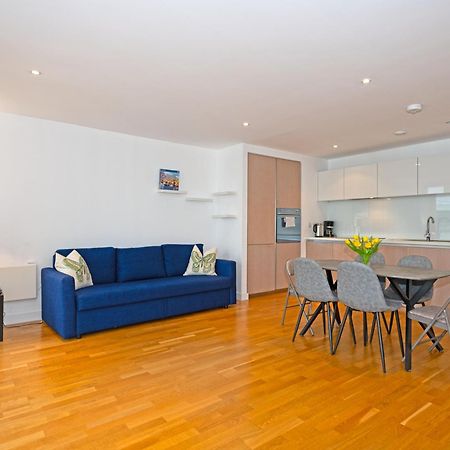 Kew Bridge Penthouse Lägenhet London Exteriör bild