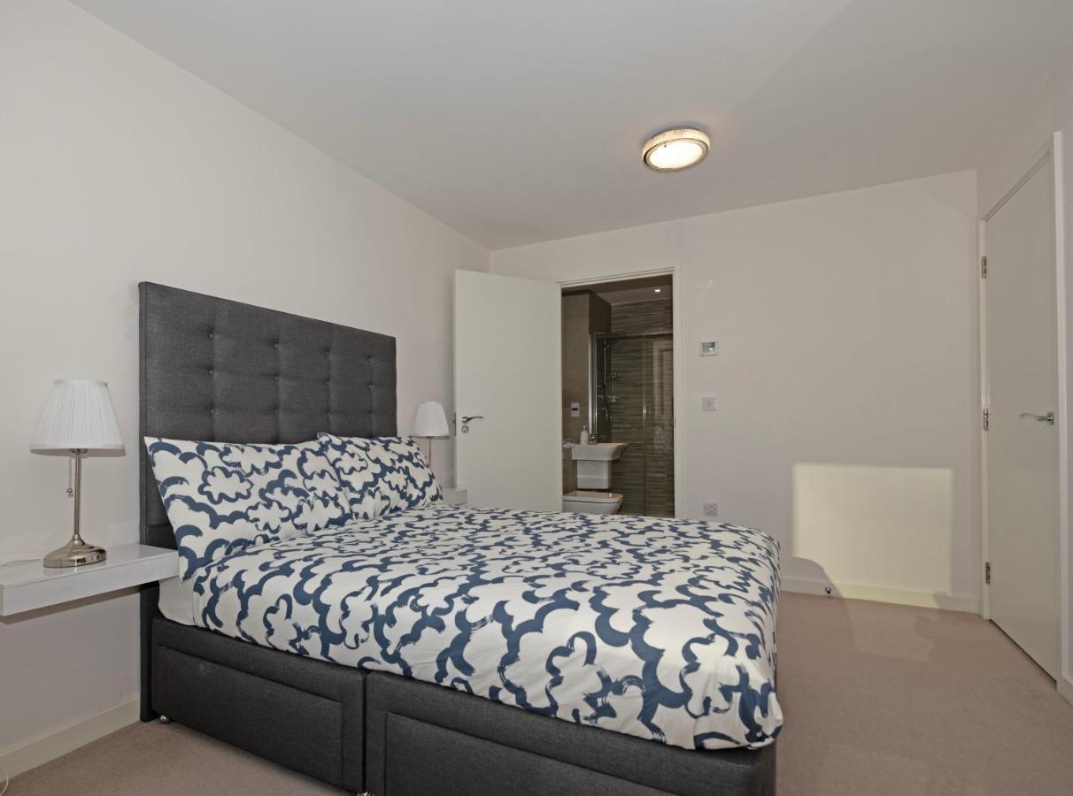 Kew Bridge Penthouse Lägenhet London Exteriör bild