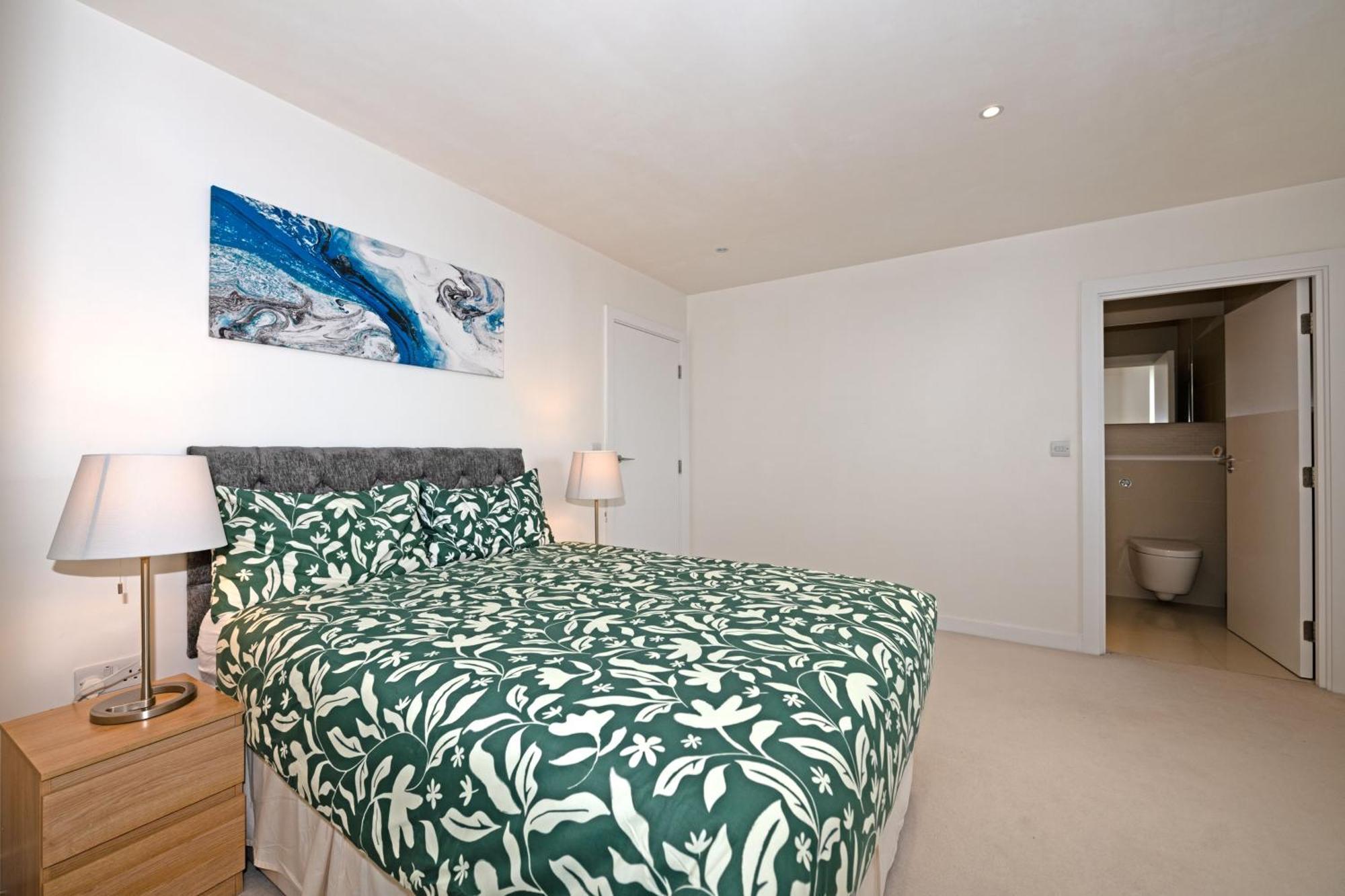 Kew Bridge Penthouse Lägenhet London Exteriör bild